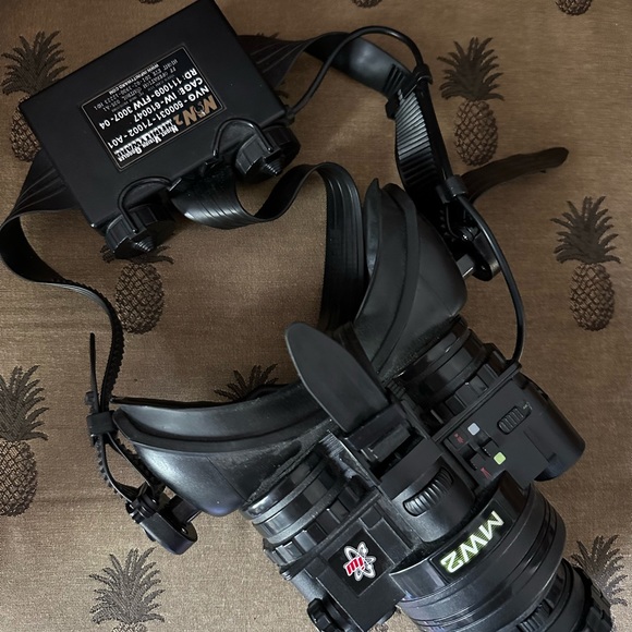Call of duty MW2 night vision goggles - Picture 2 of 2